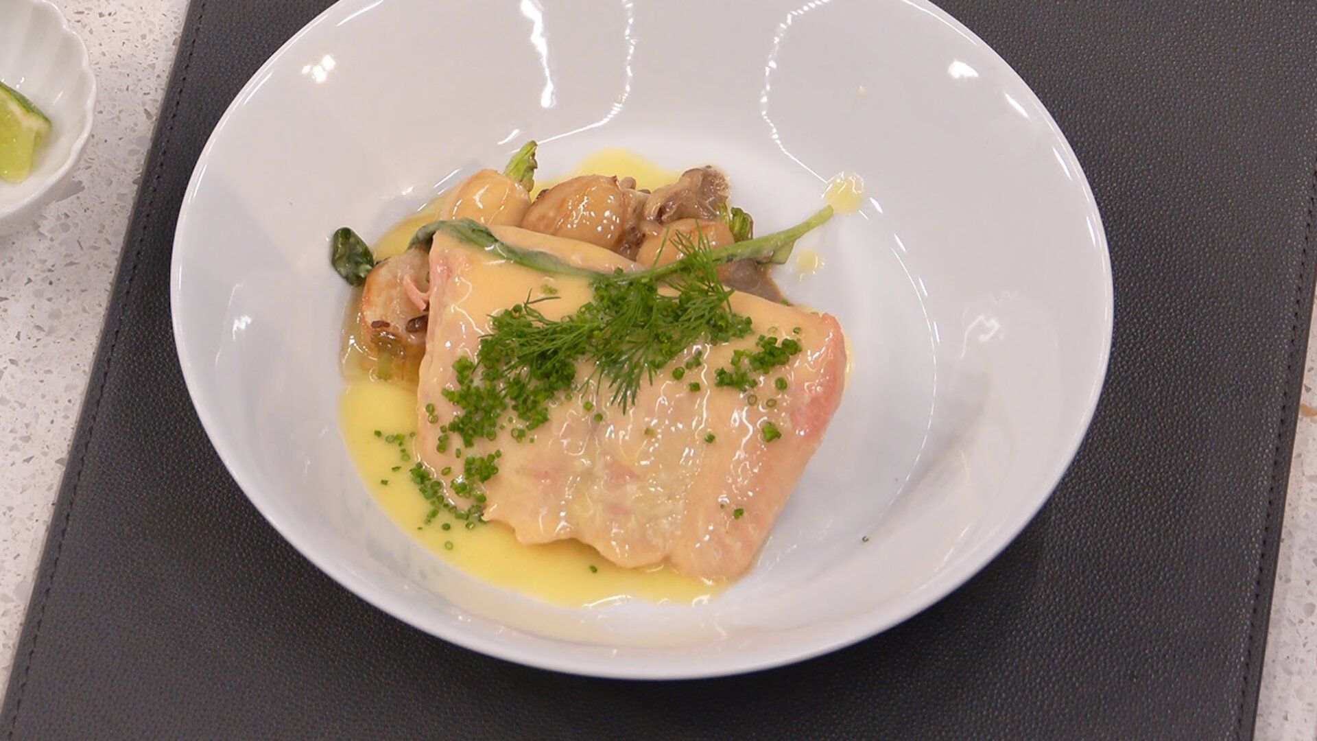 Dinner Time Live with David Chang background