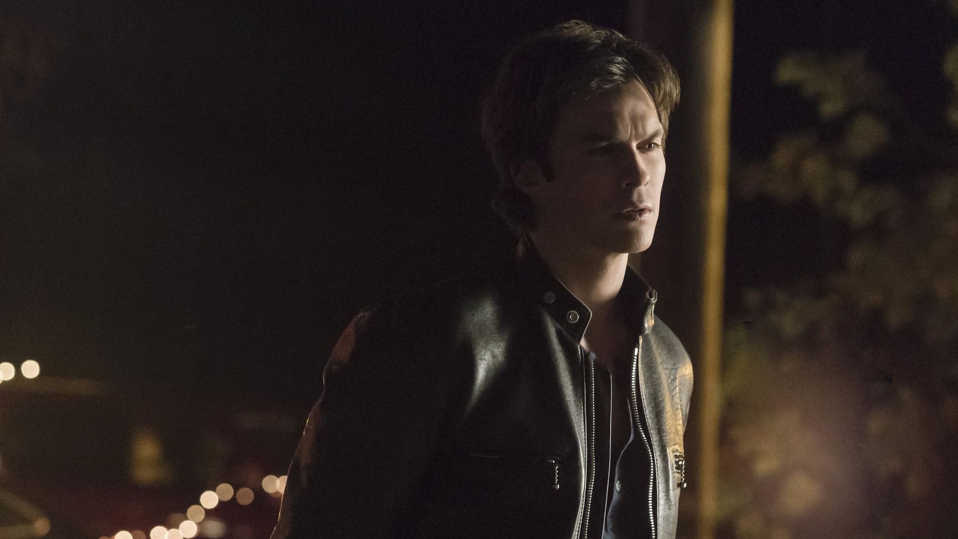 The Vampire Diaries background