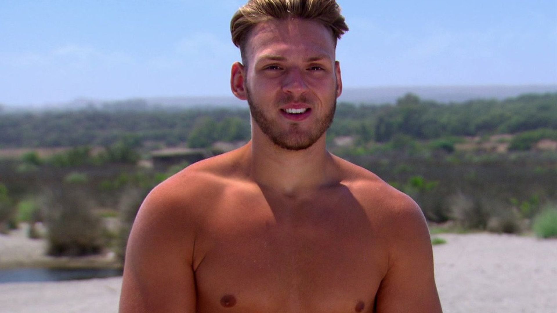 Ex on the Beach background