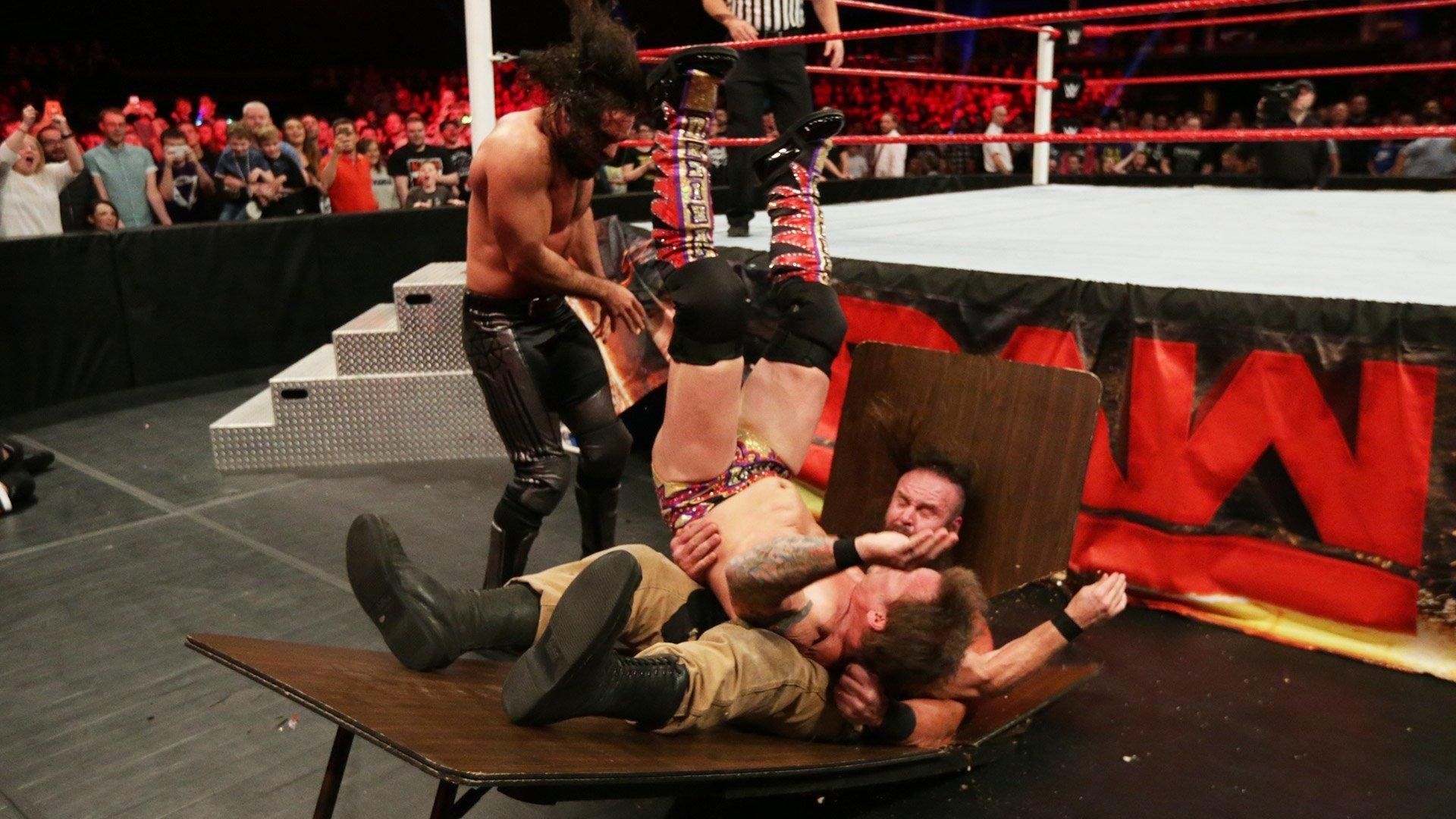 WWE Raw background