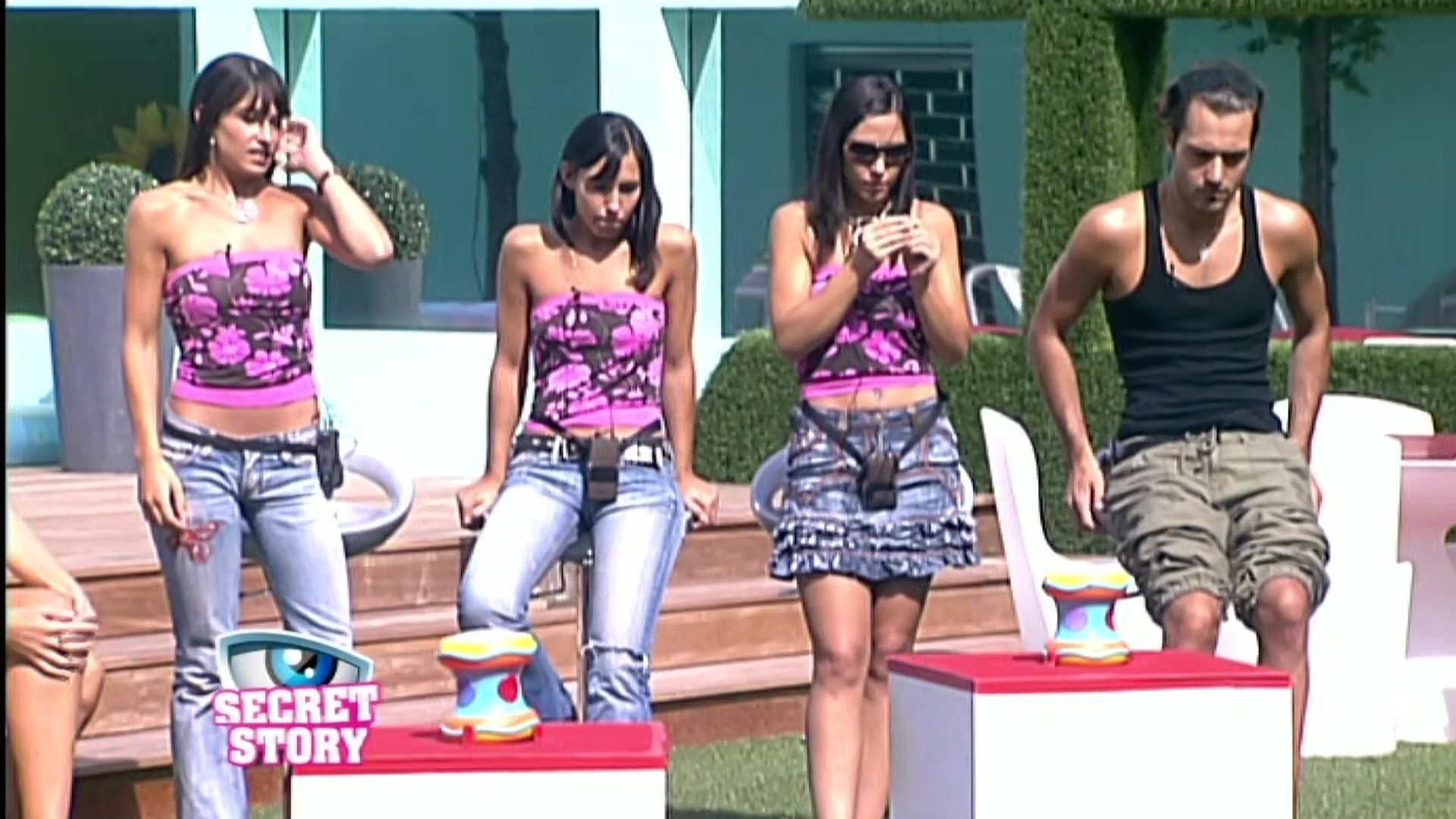Secret Story background