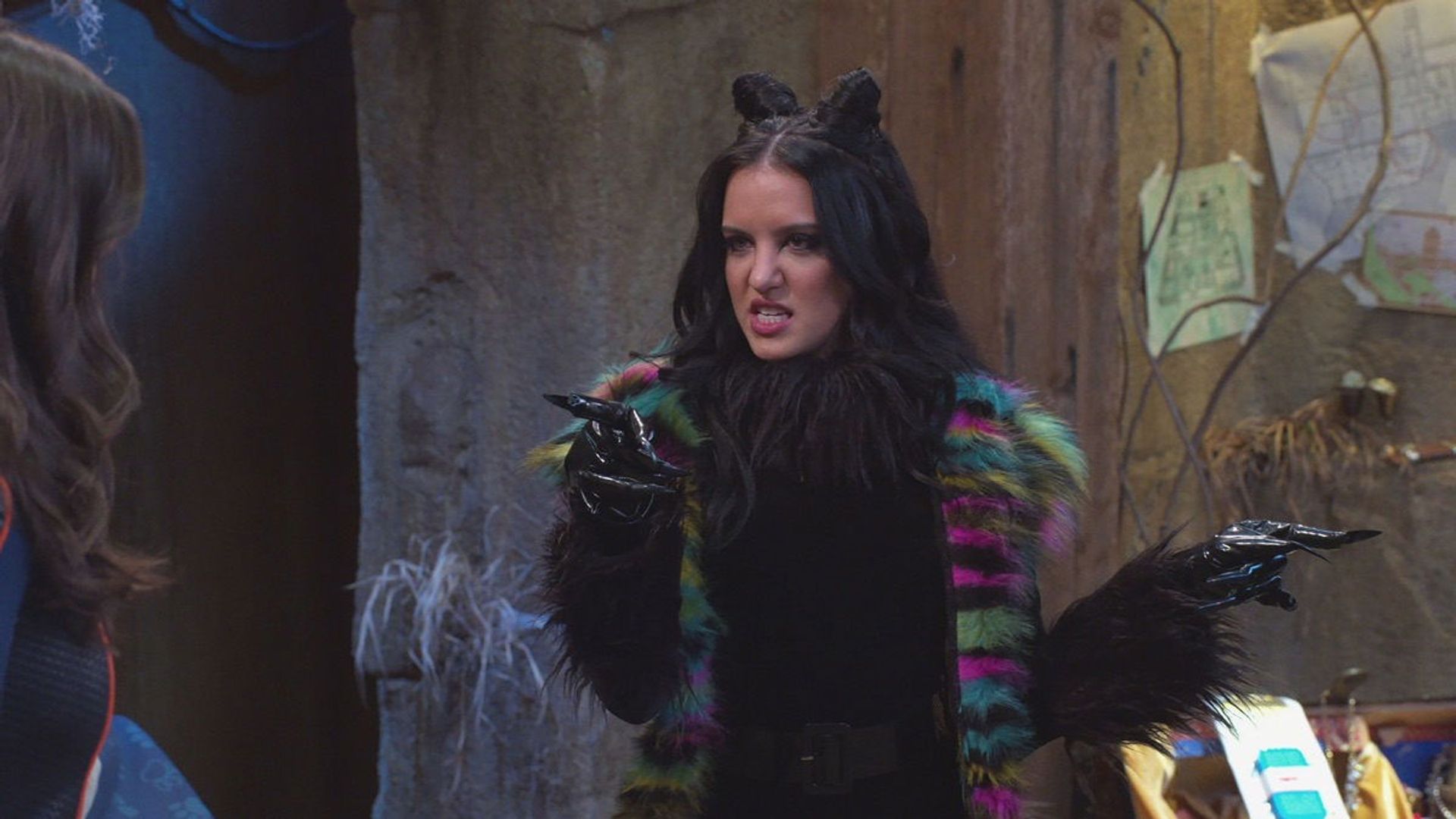 The Thundermans: Undercover background