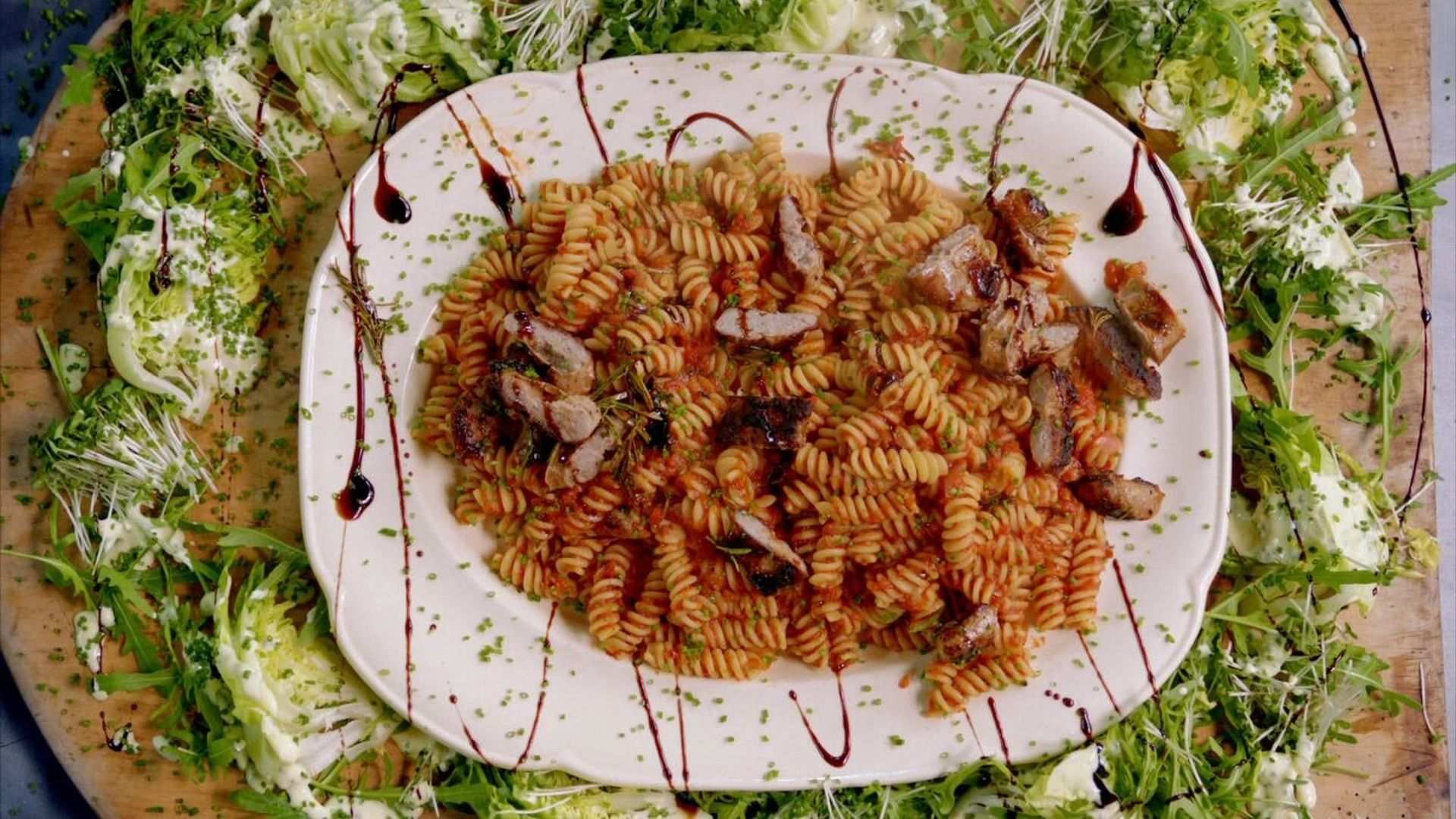 Jamie's 15-Minute Meals background
