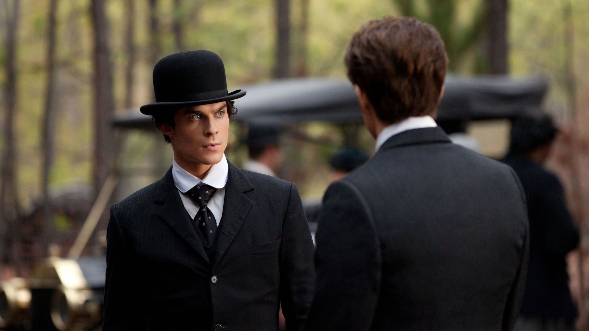 The Vampire Diaries background