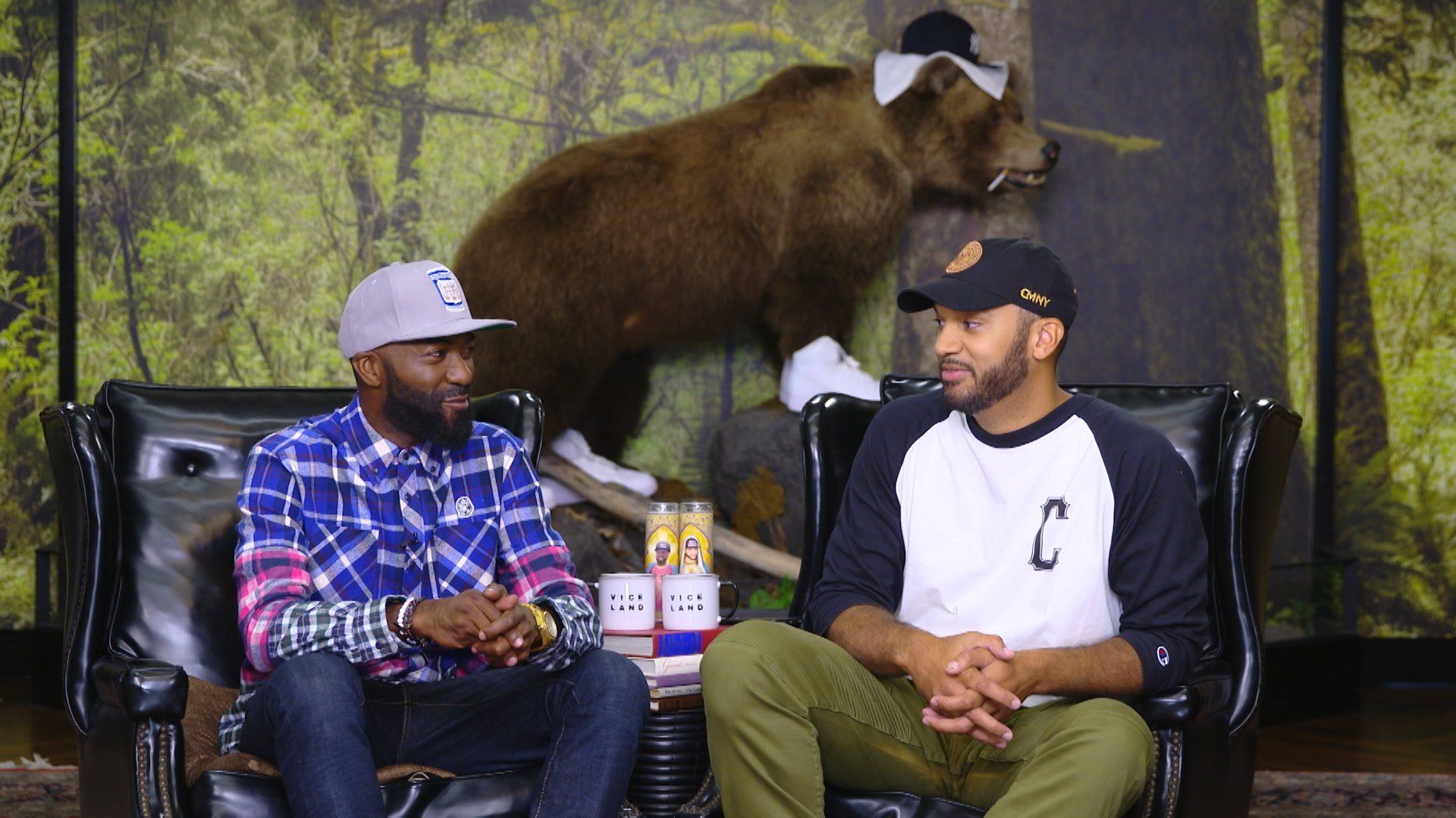 Desus & Mero background