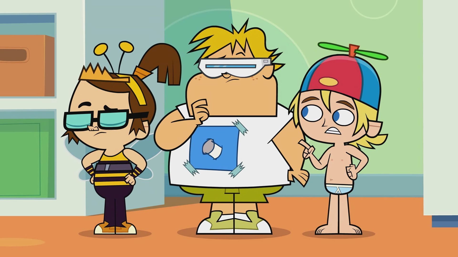 Total DramaRama background