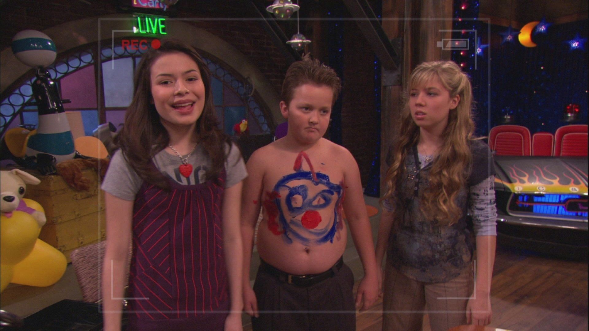 iCarly background