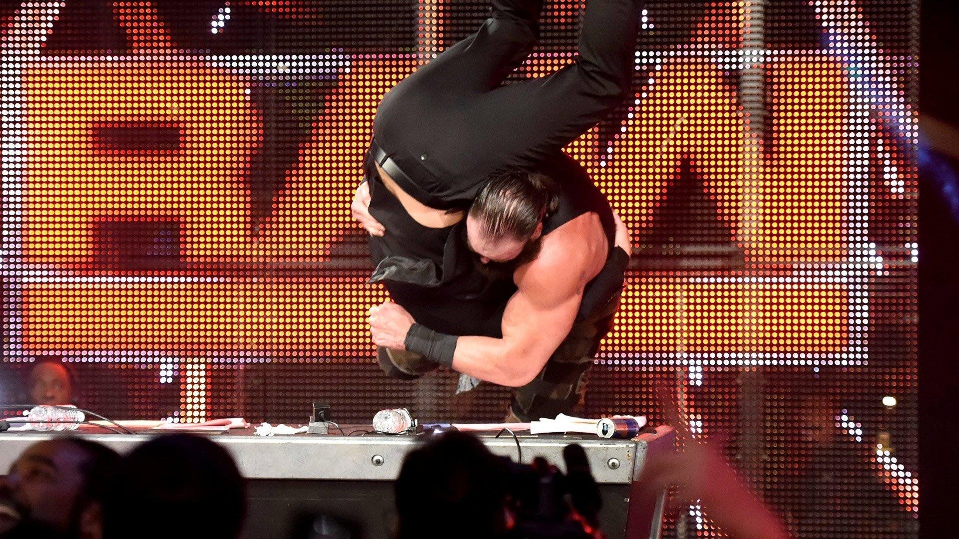 WWE Raw background