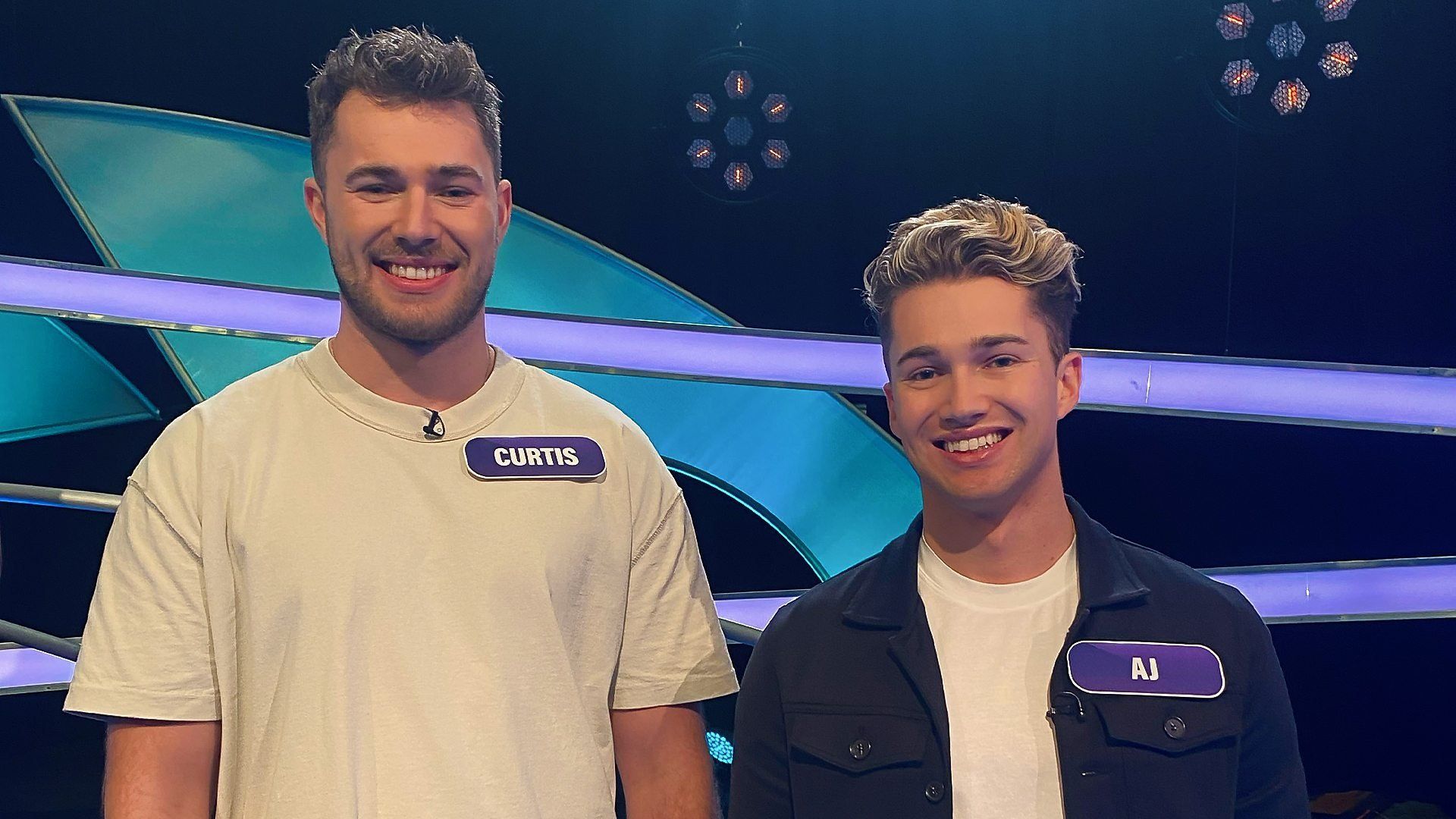 Pointless Celebrities background