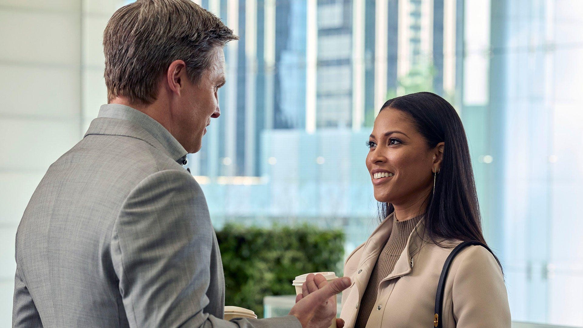 Suits: L.A. background
