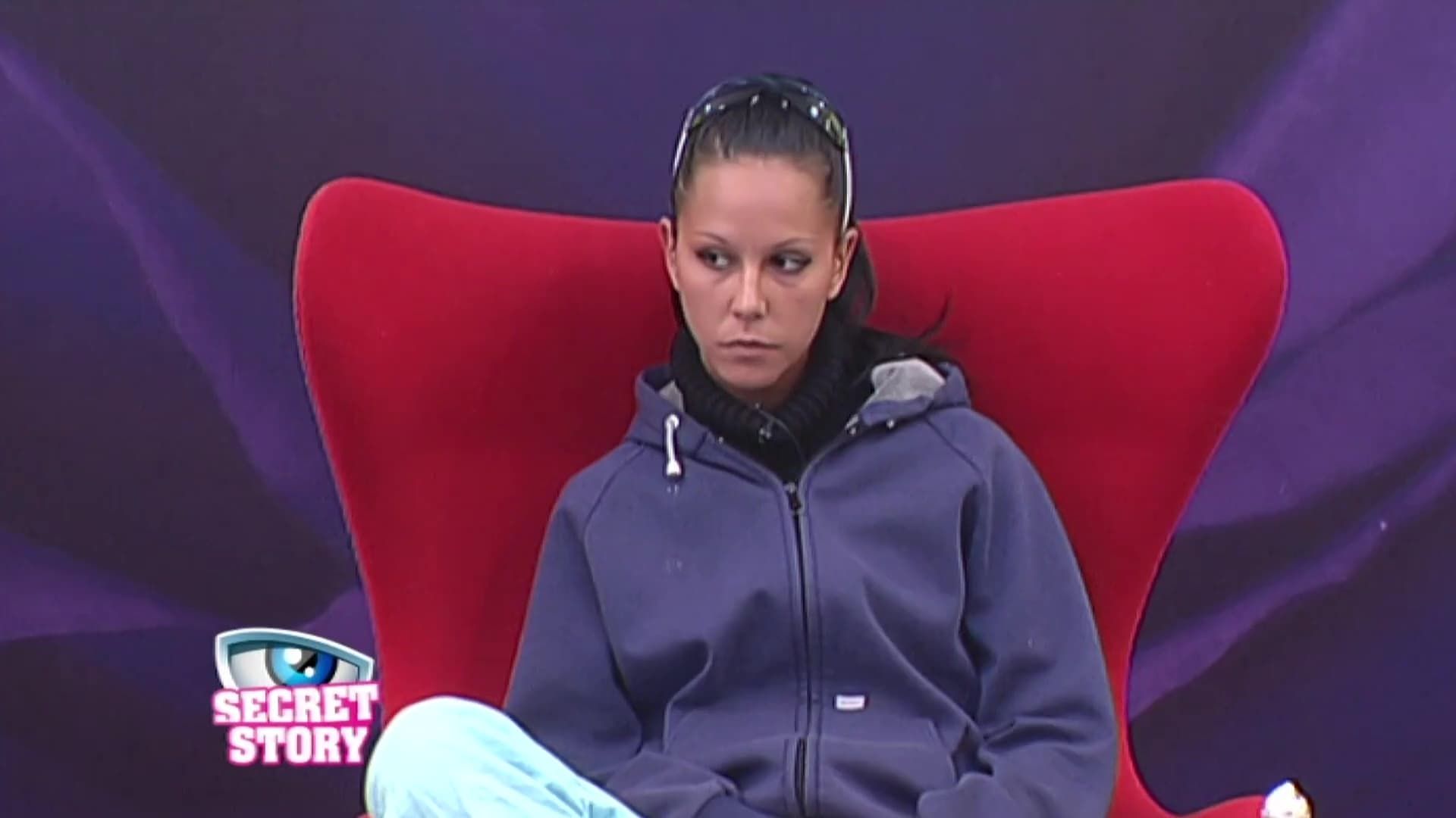 Secret Story background