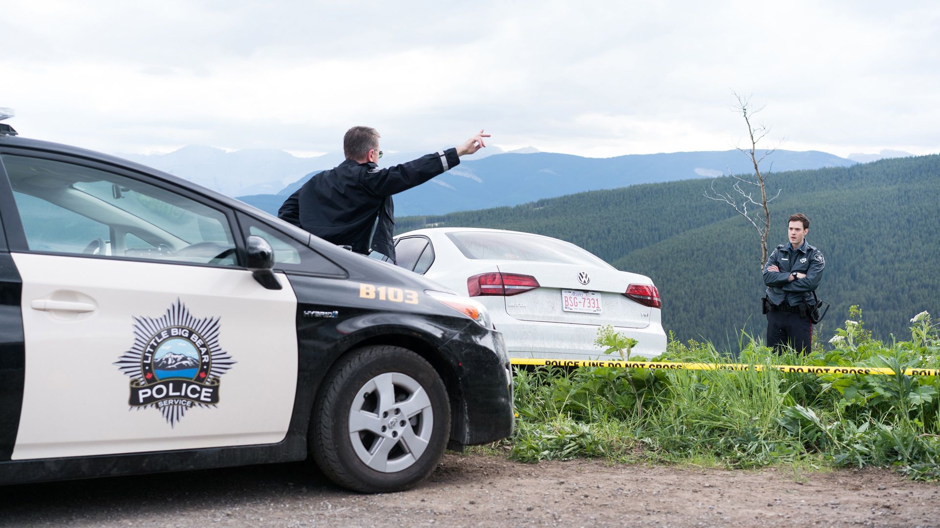 Tin Star background