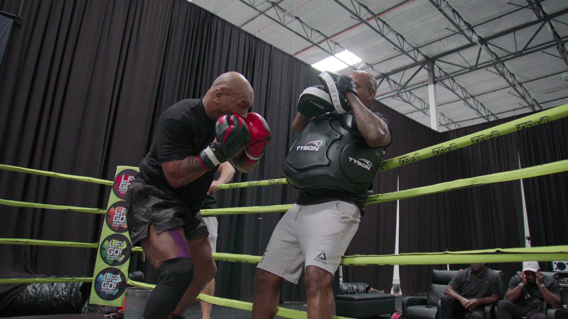 Countdown: Paul vs Tyson background