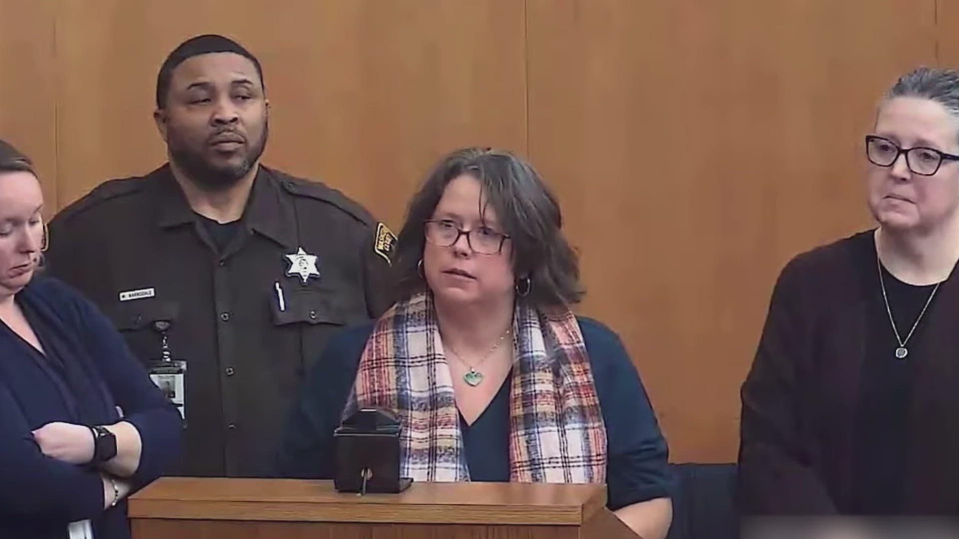 Court Cam background