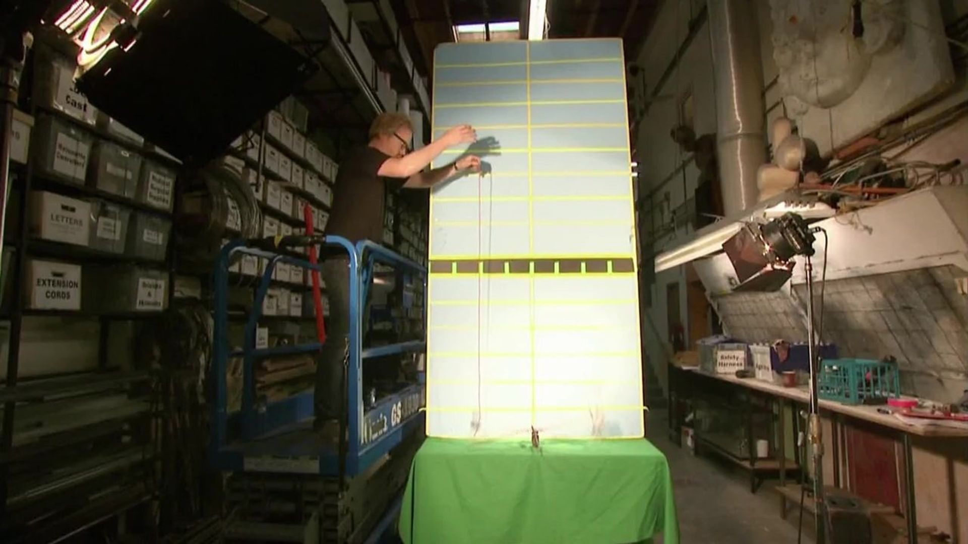 MythBusters background
