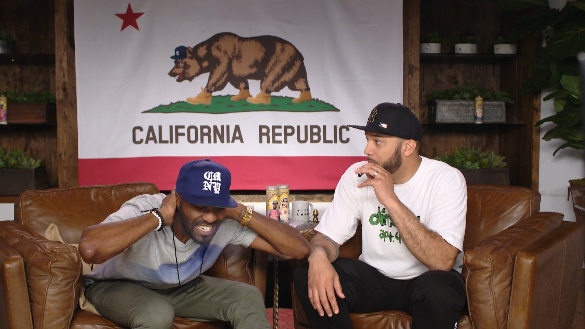 Desus & Mero background