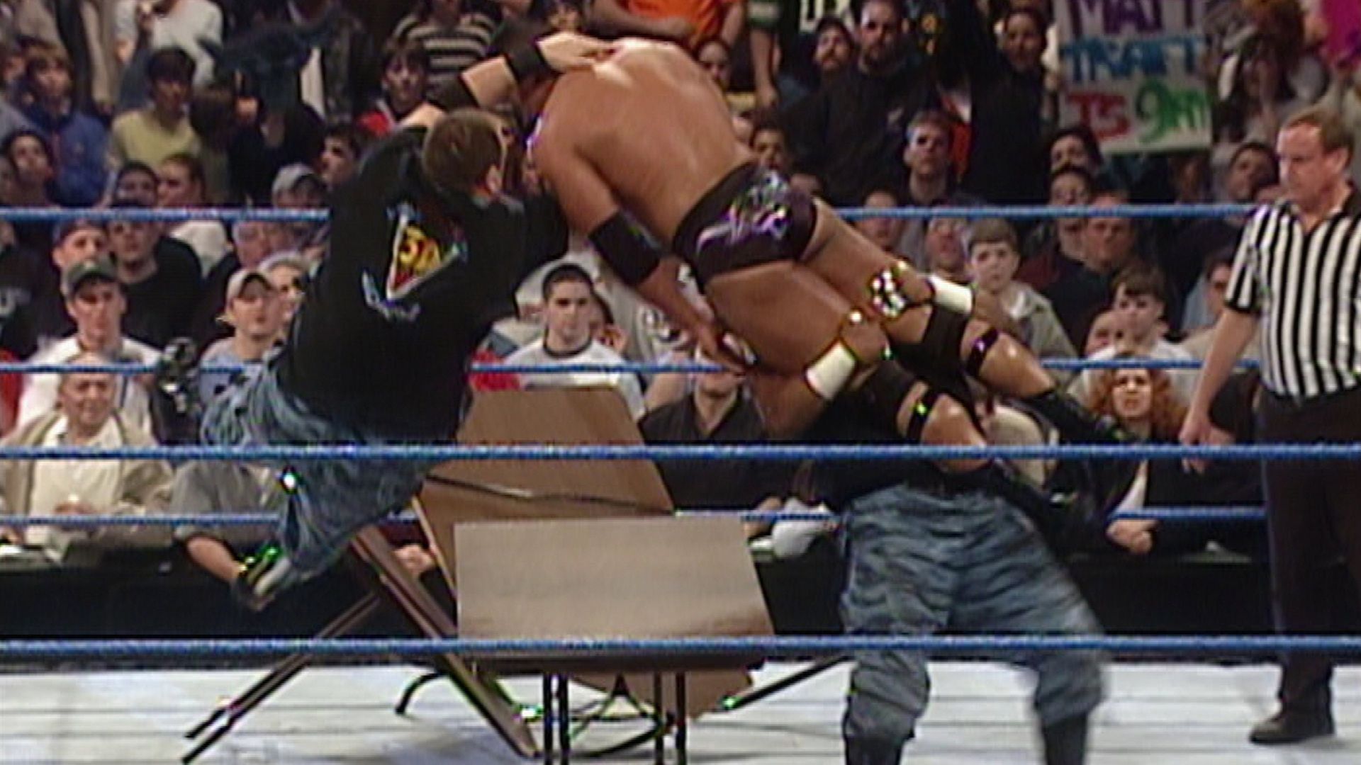 World Wrestling Federation Smackdown! background