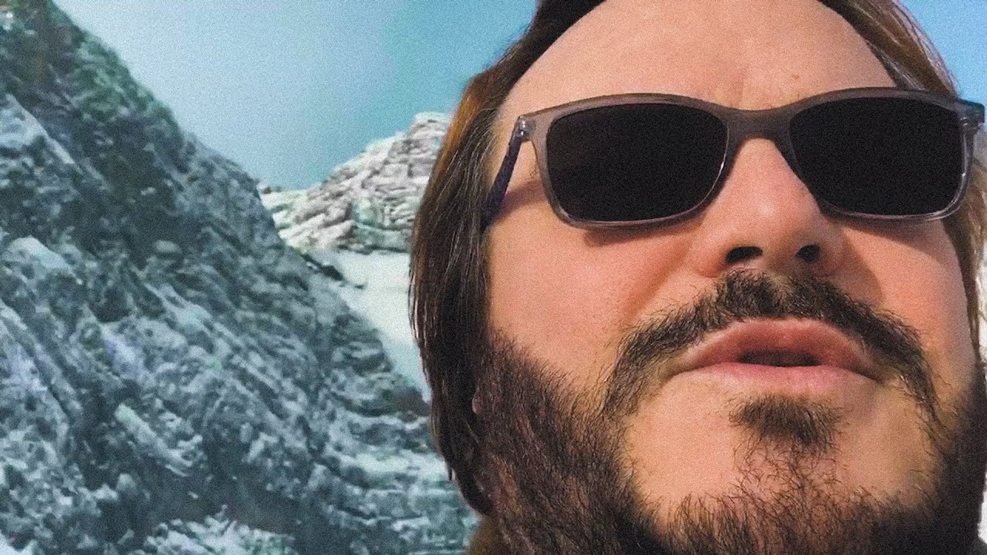 Jablinski Games background