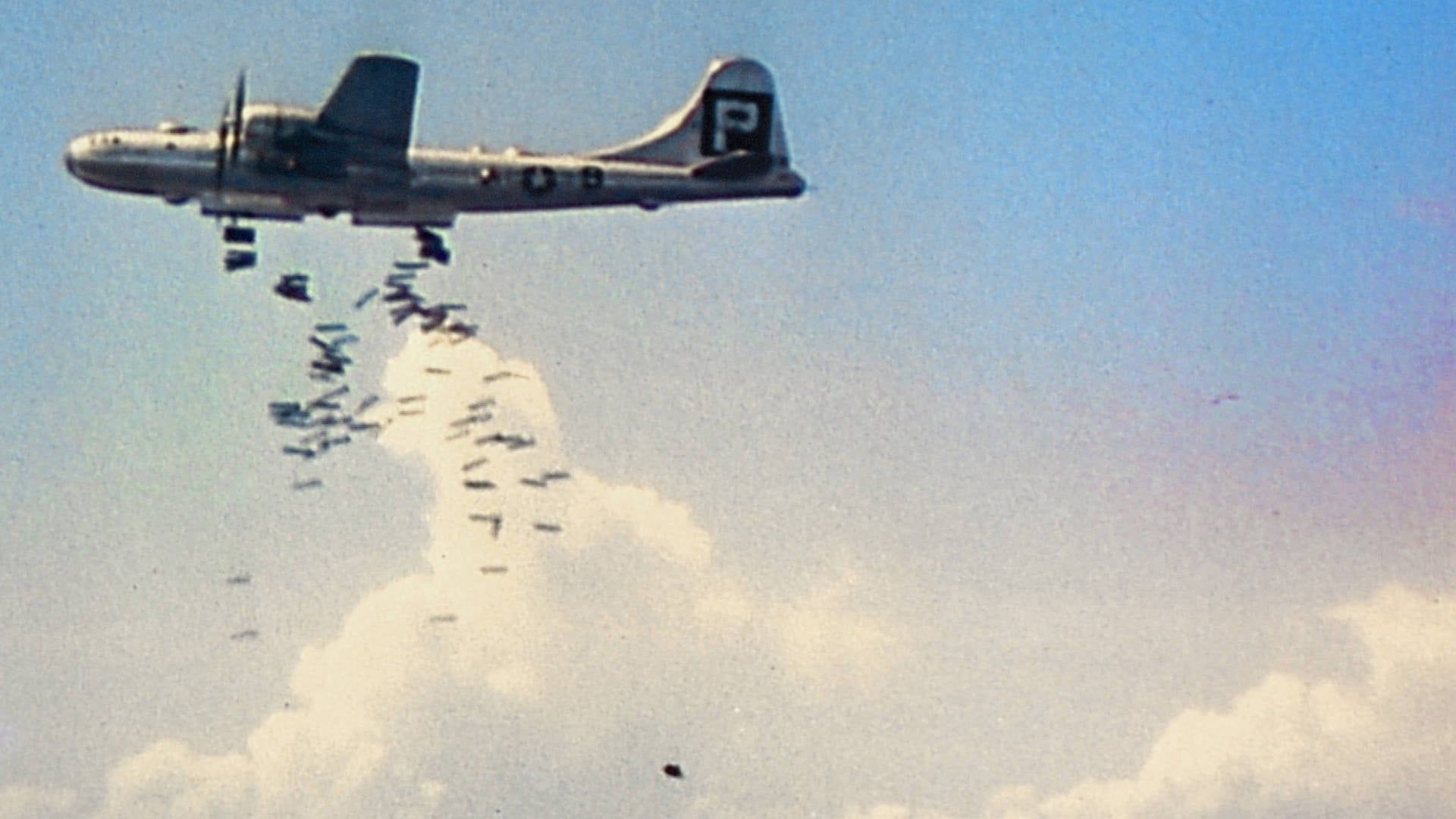 The Pacific War in Color background