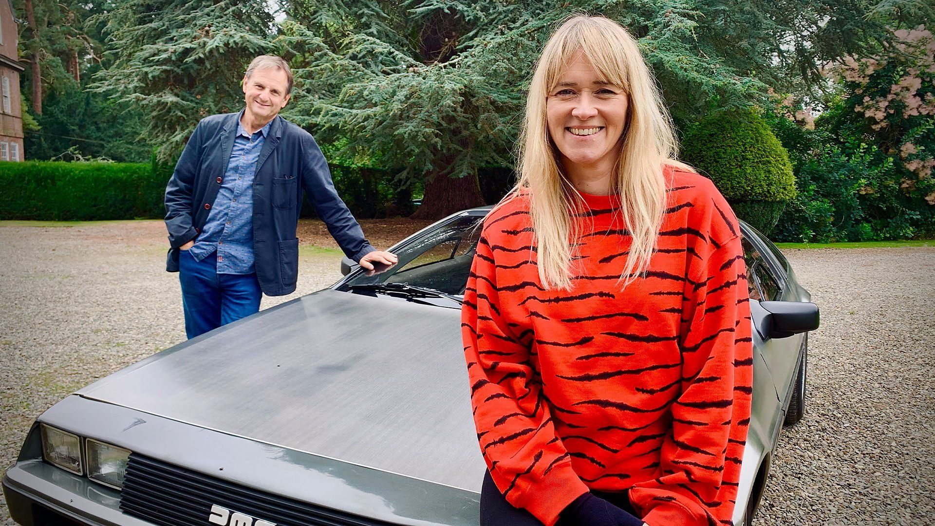 Celebrity Antiques Road Trip background