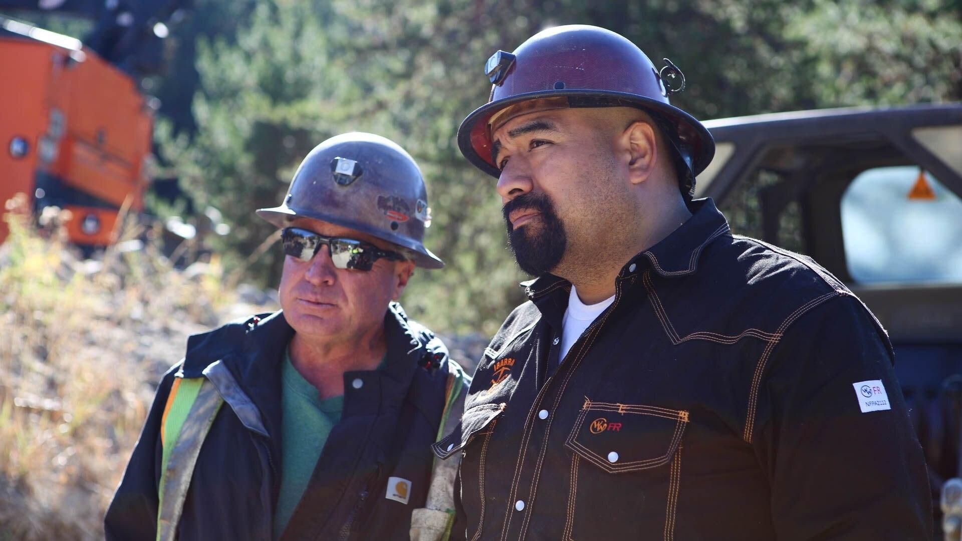 Gold Rush: Freddy Dodge's Mine Rescue background