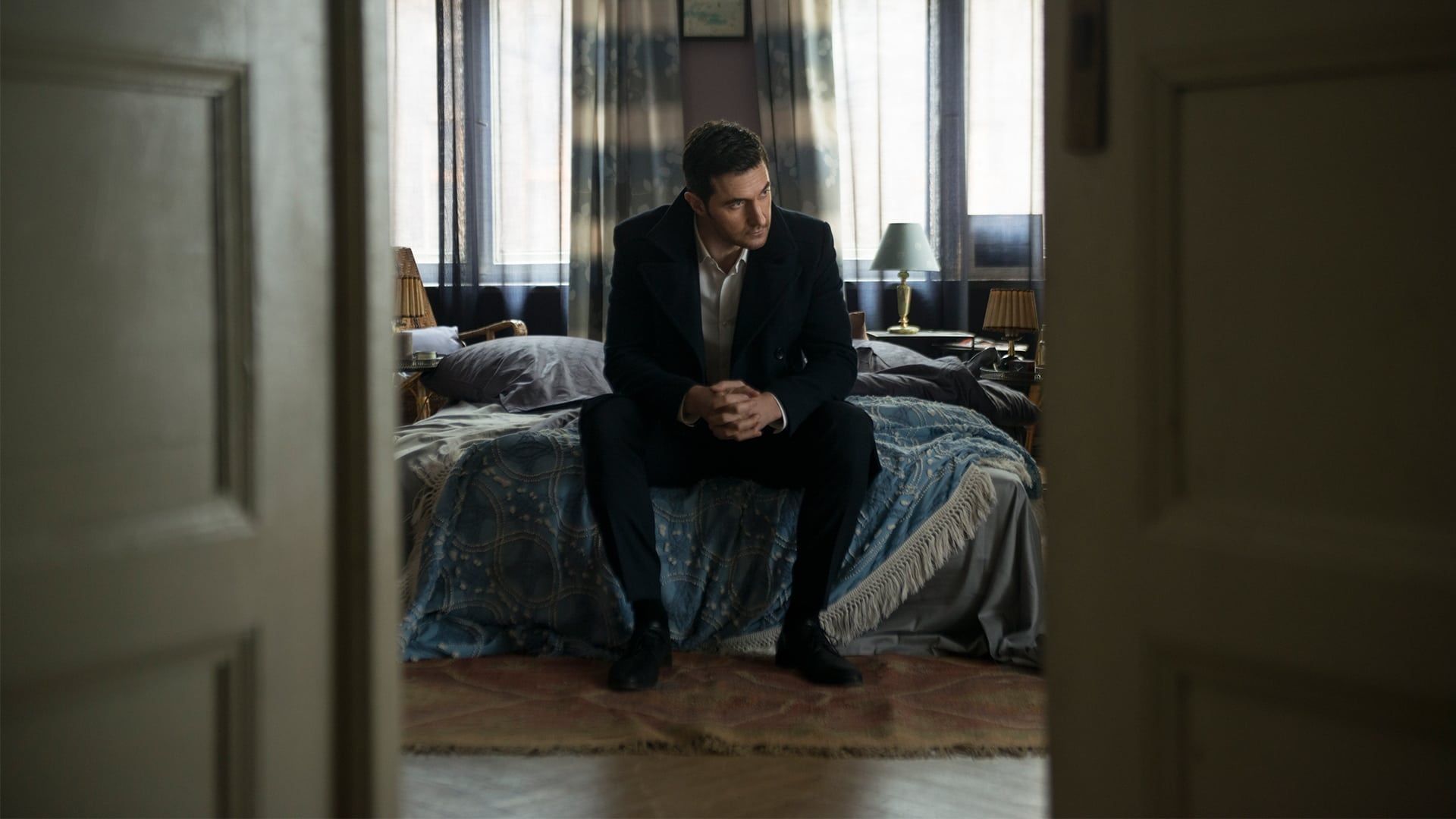 Berlin Station background