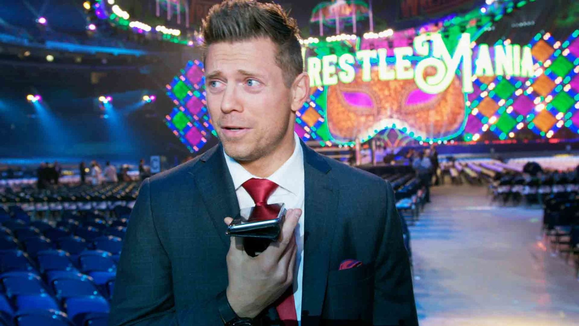 Miz & Mrs. background