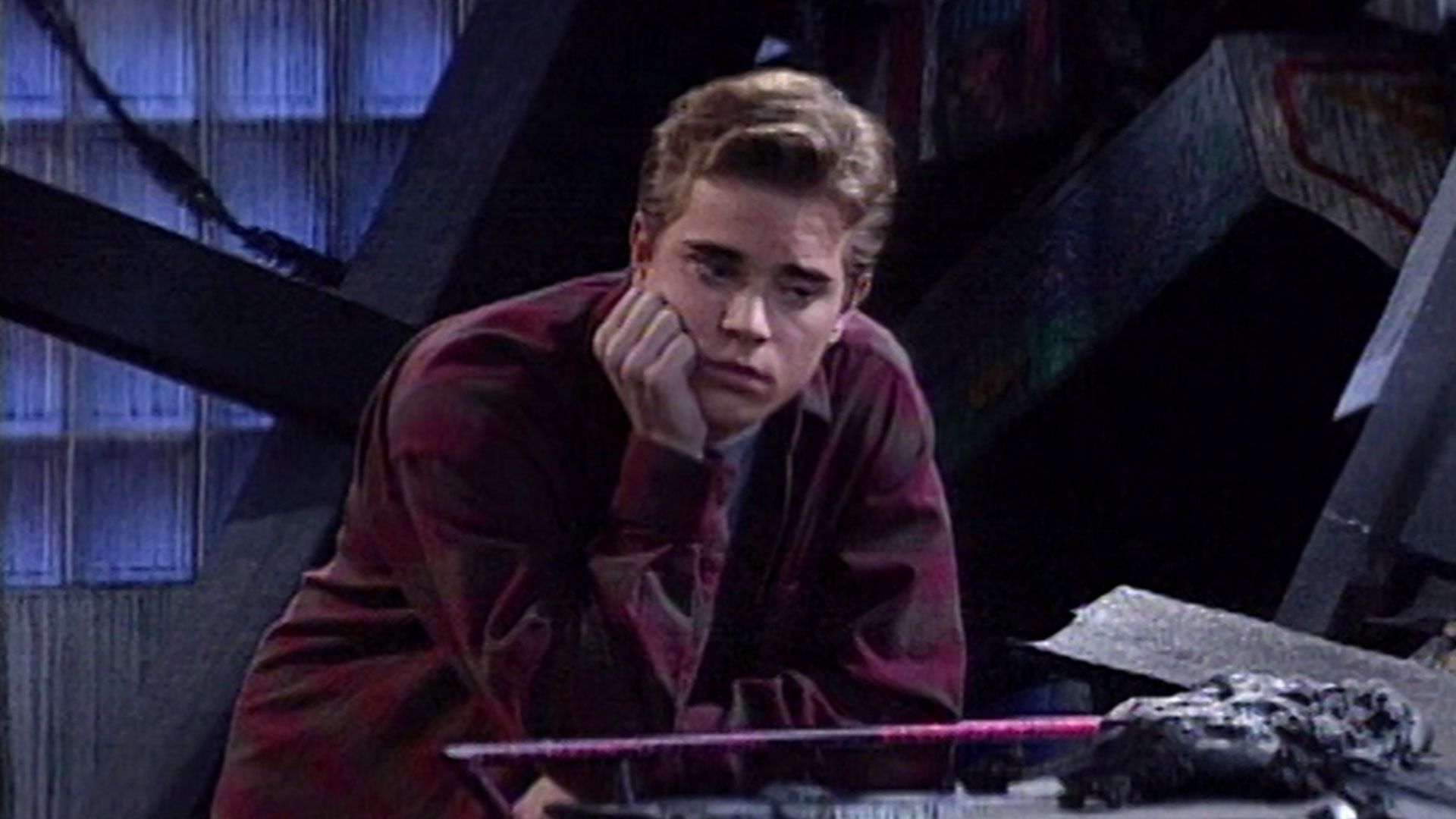 Saved by the Bell: The New Class background