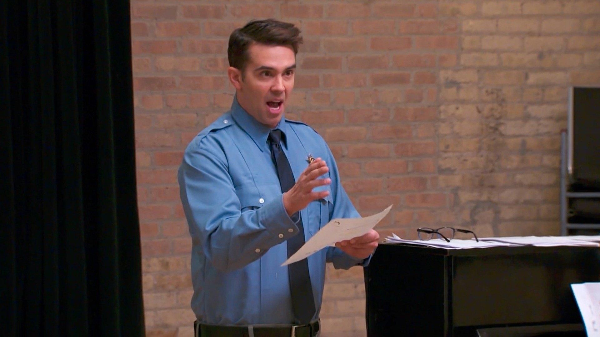 The Carbonaro Effect background