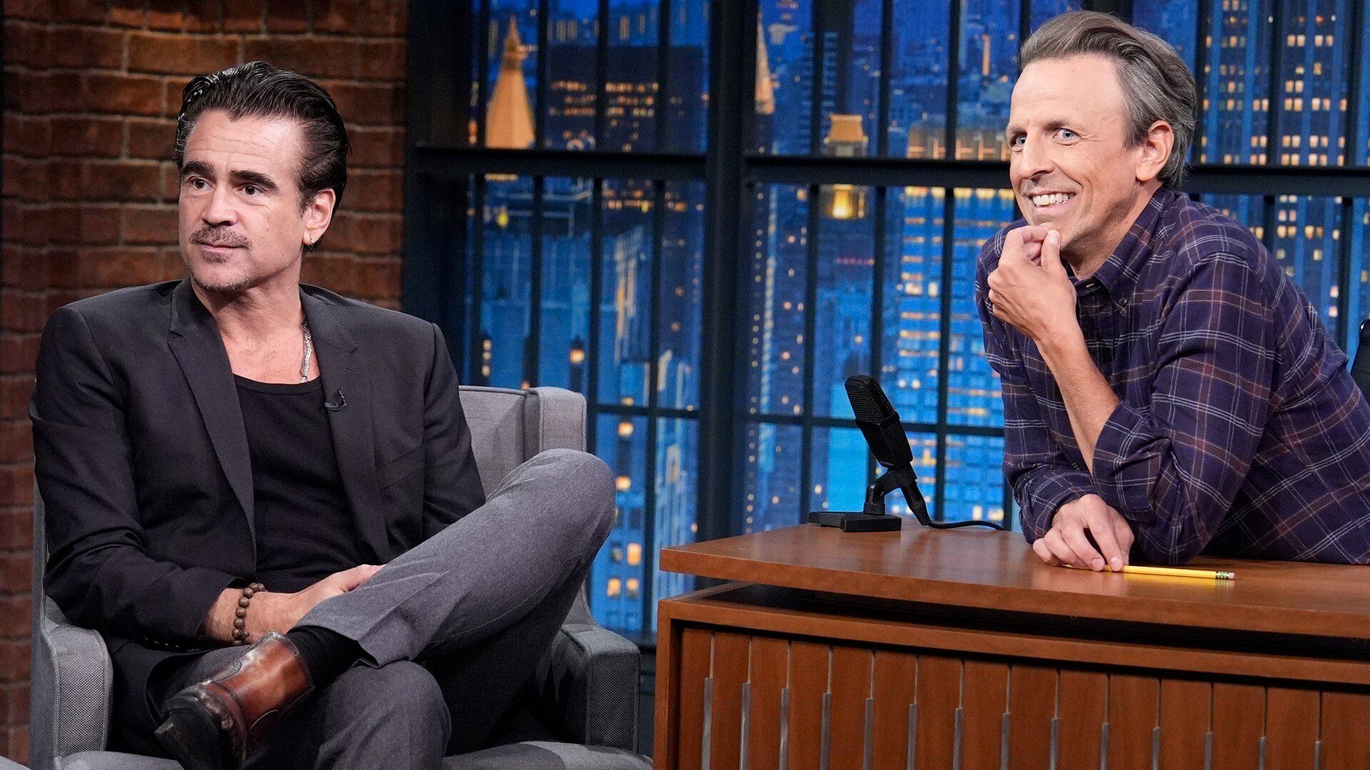 Late Night with Seth Meyers background