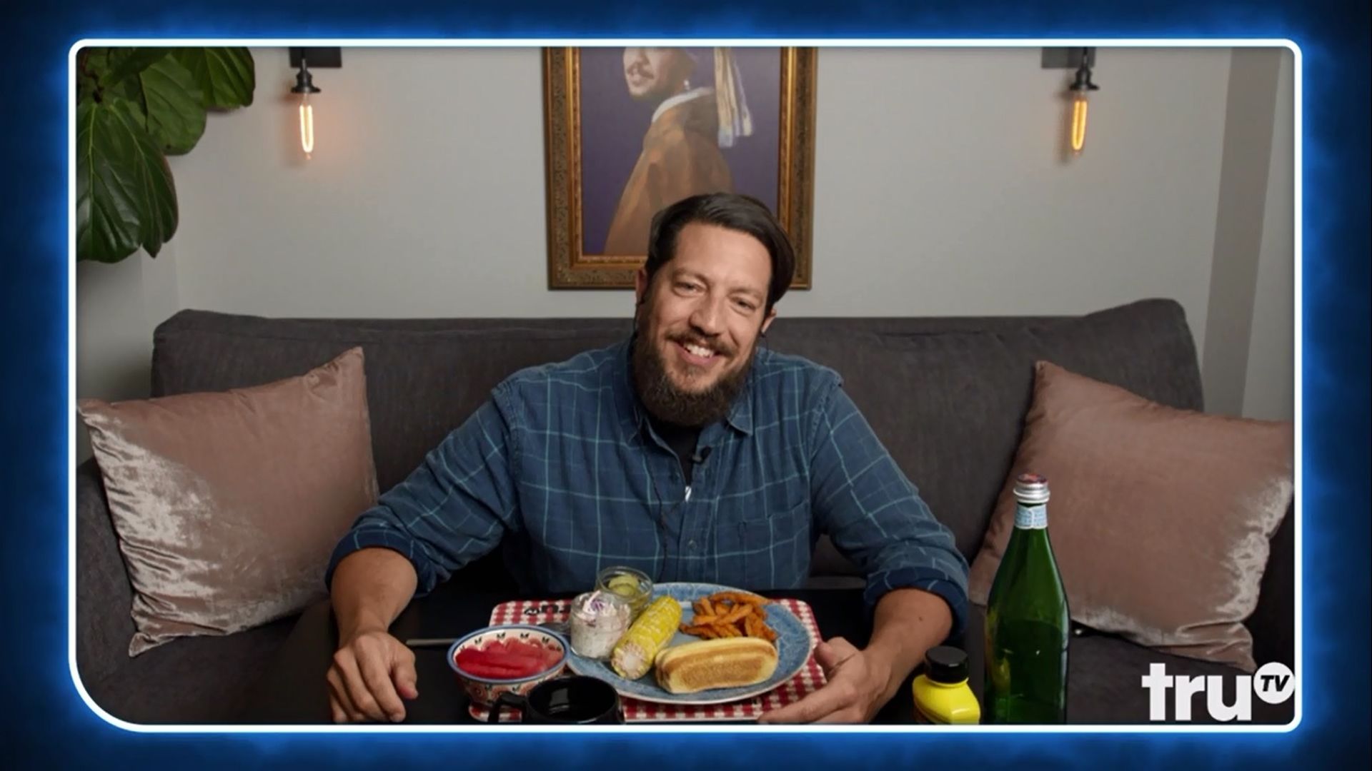 Impractical Jokers: Dinner Party background