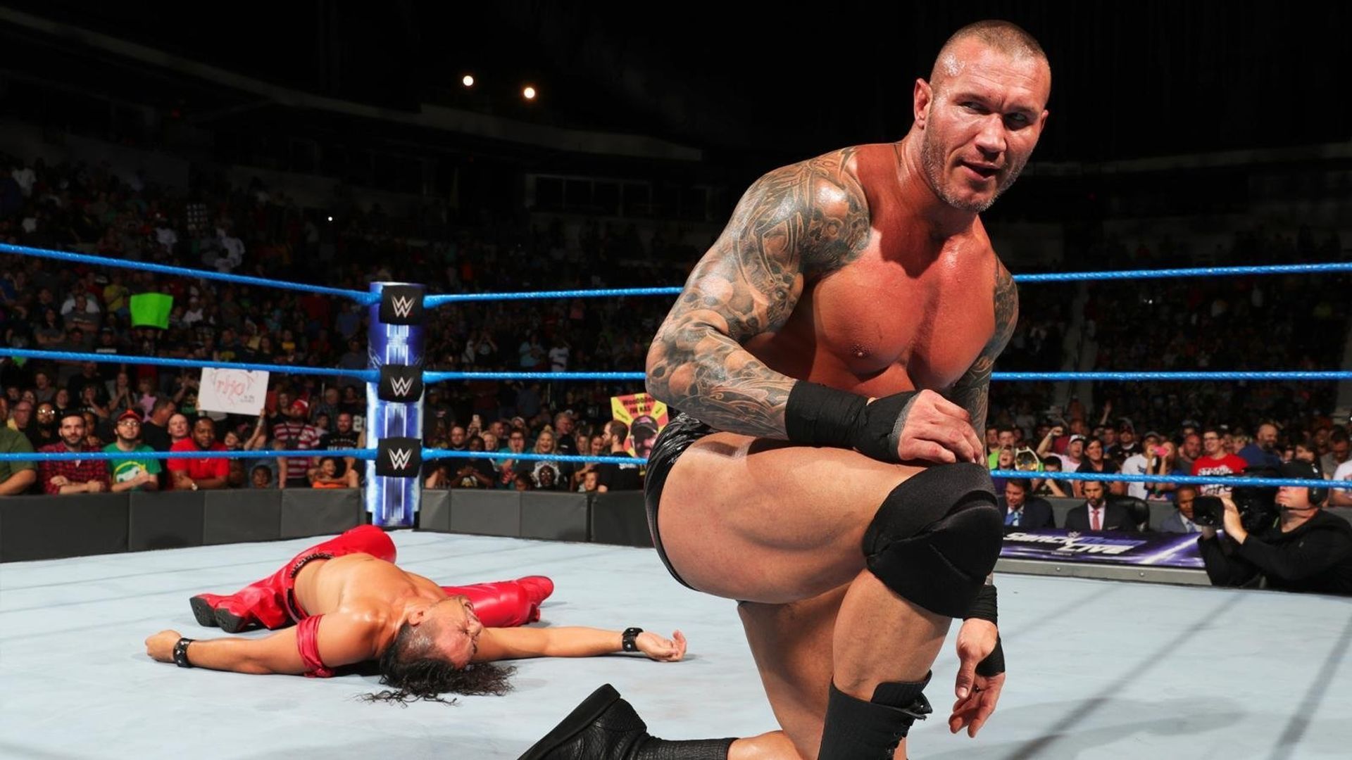 World Wrestling Federation Smackdown! background