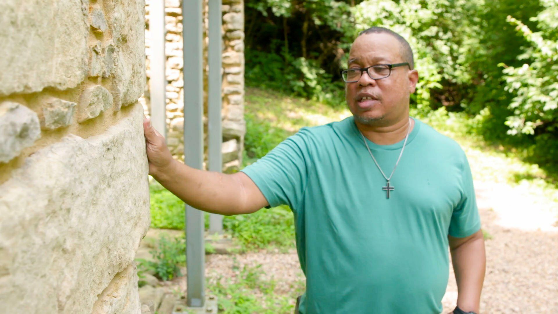 Underground Railroad: The Secret History background