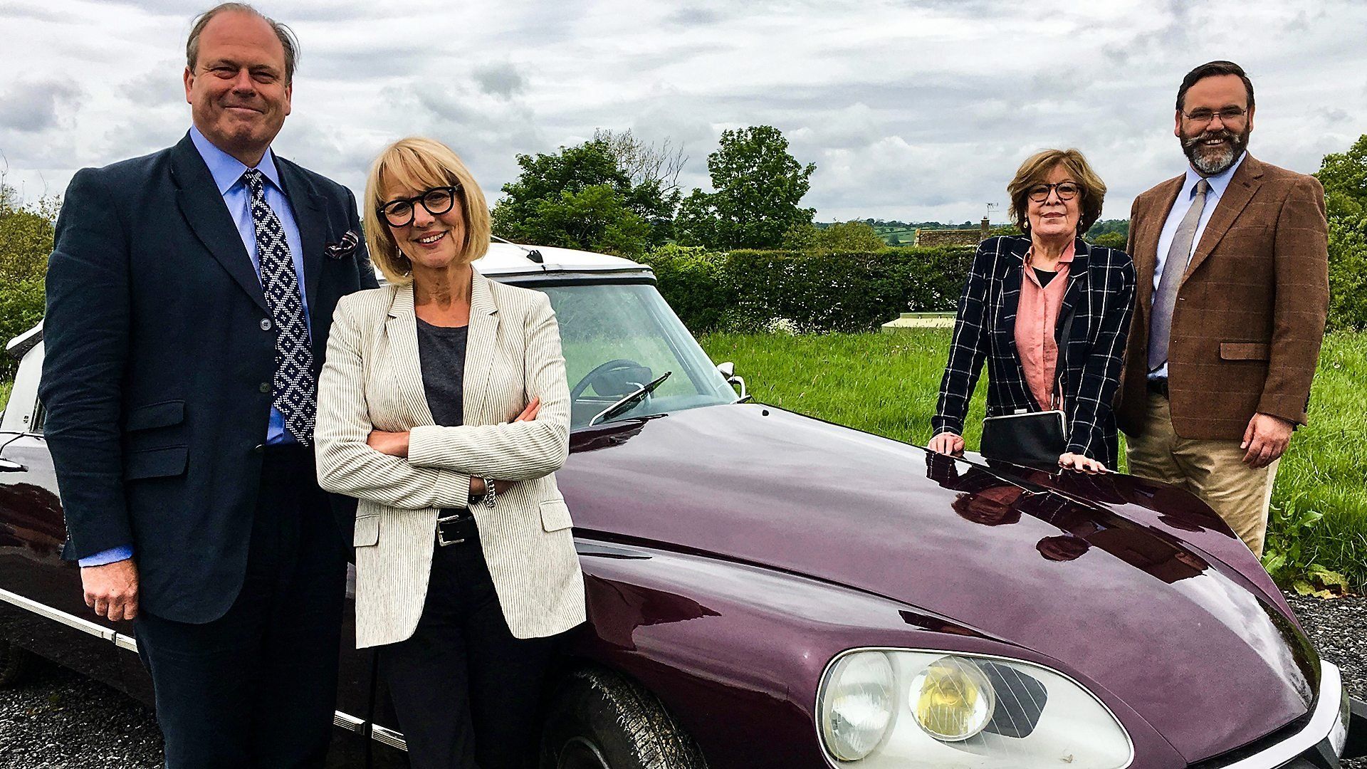 Celebrity Antiques Road Trip background
