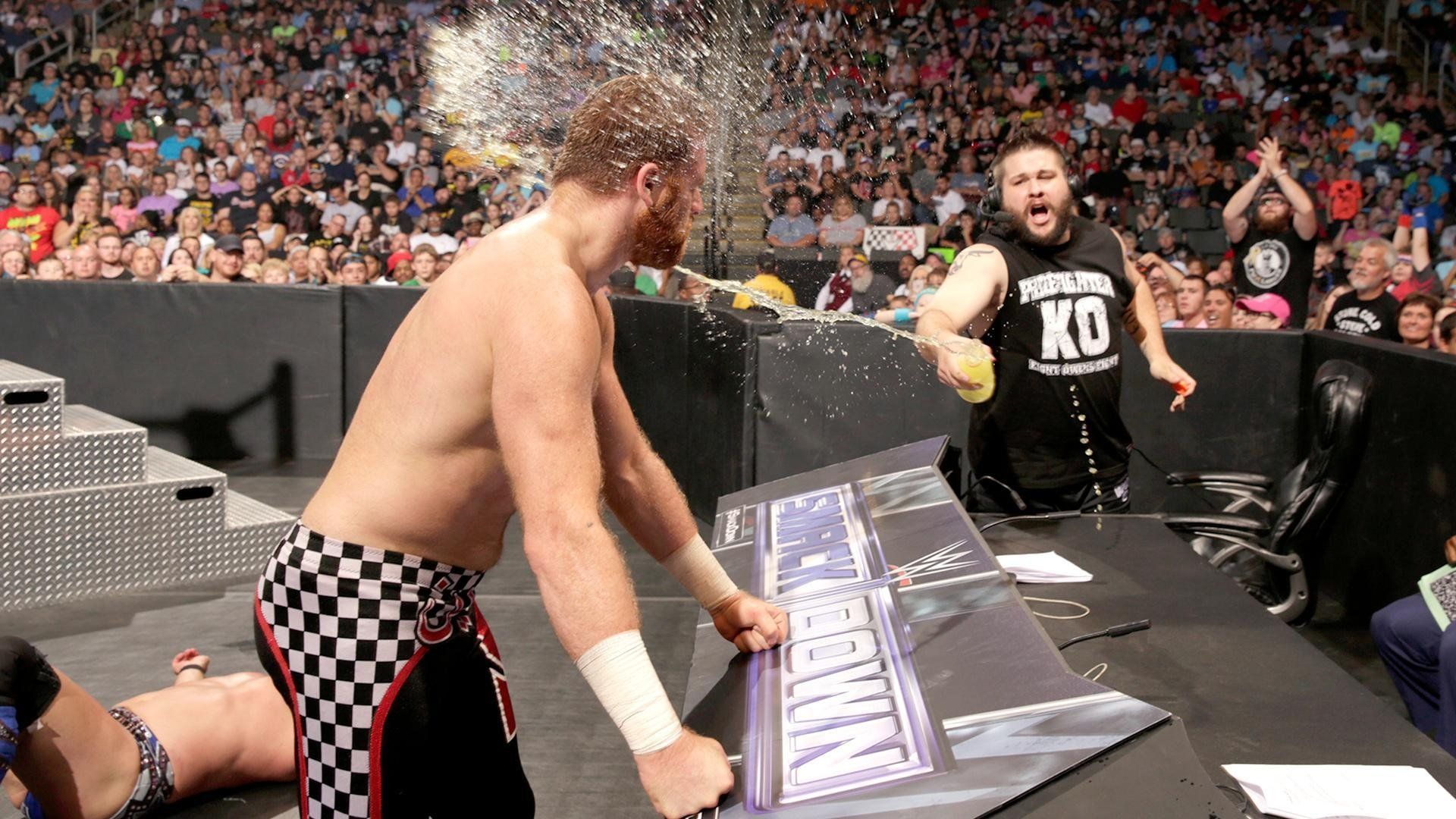 World Wrestling Federation Smackdown! background