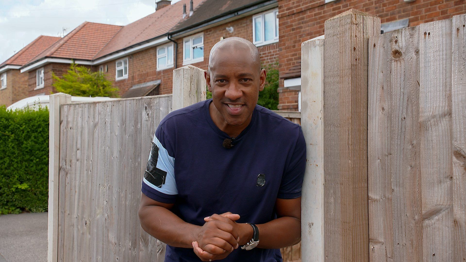 Homes Under the Hammer background