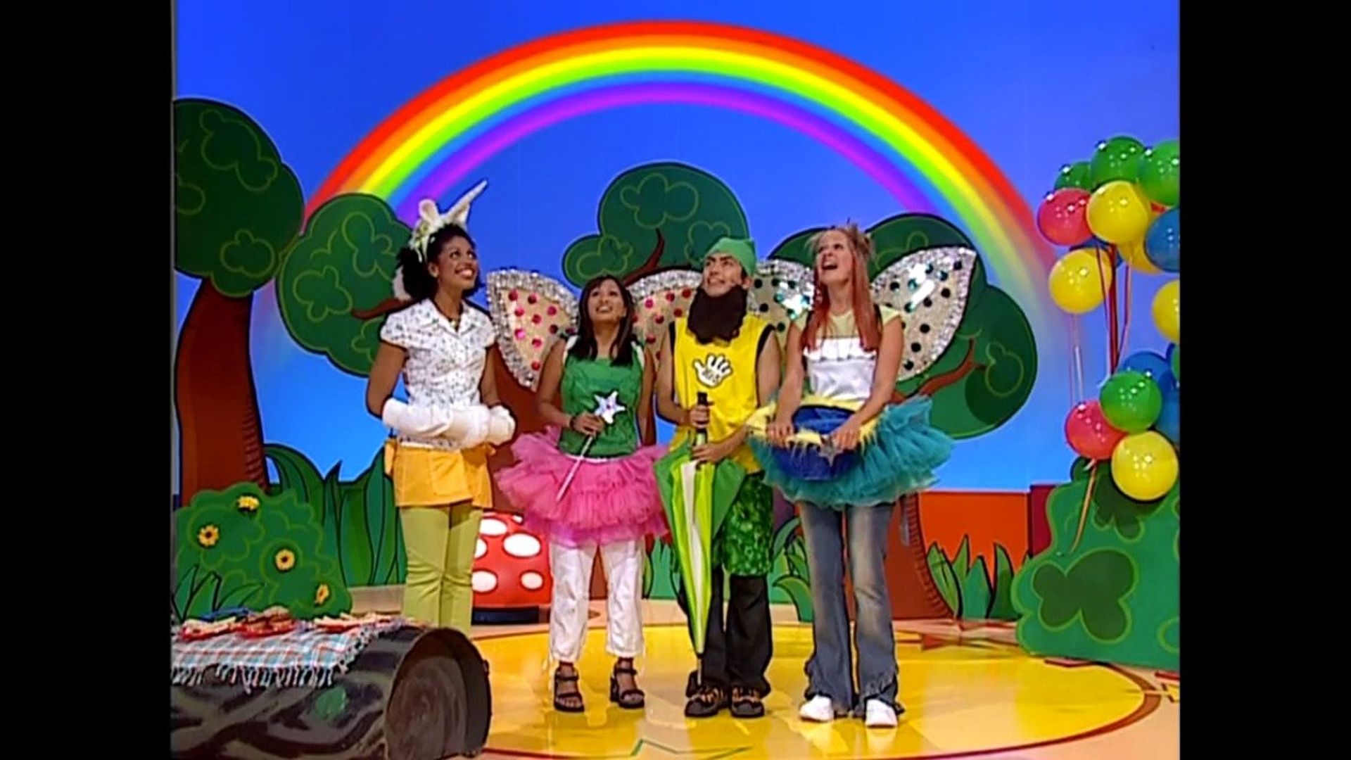 Hi-5 background
