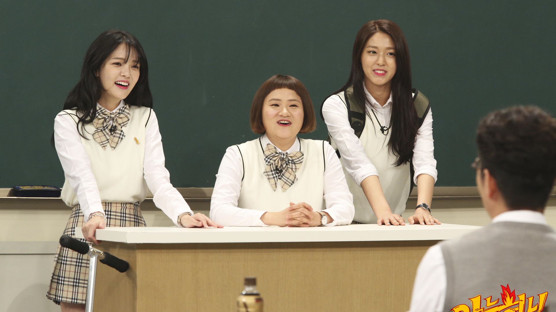 Knowing Bros background