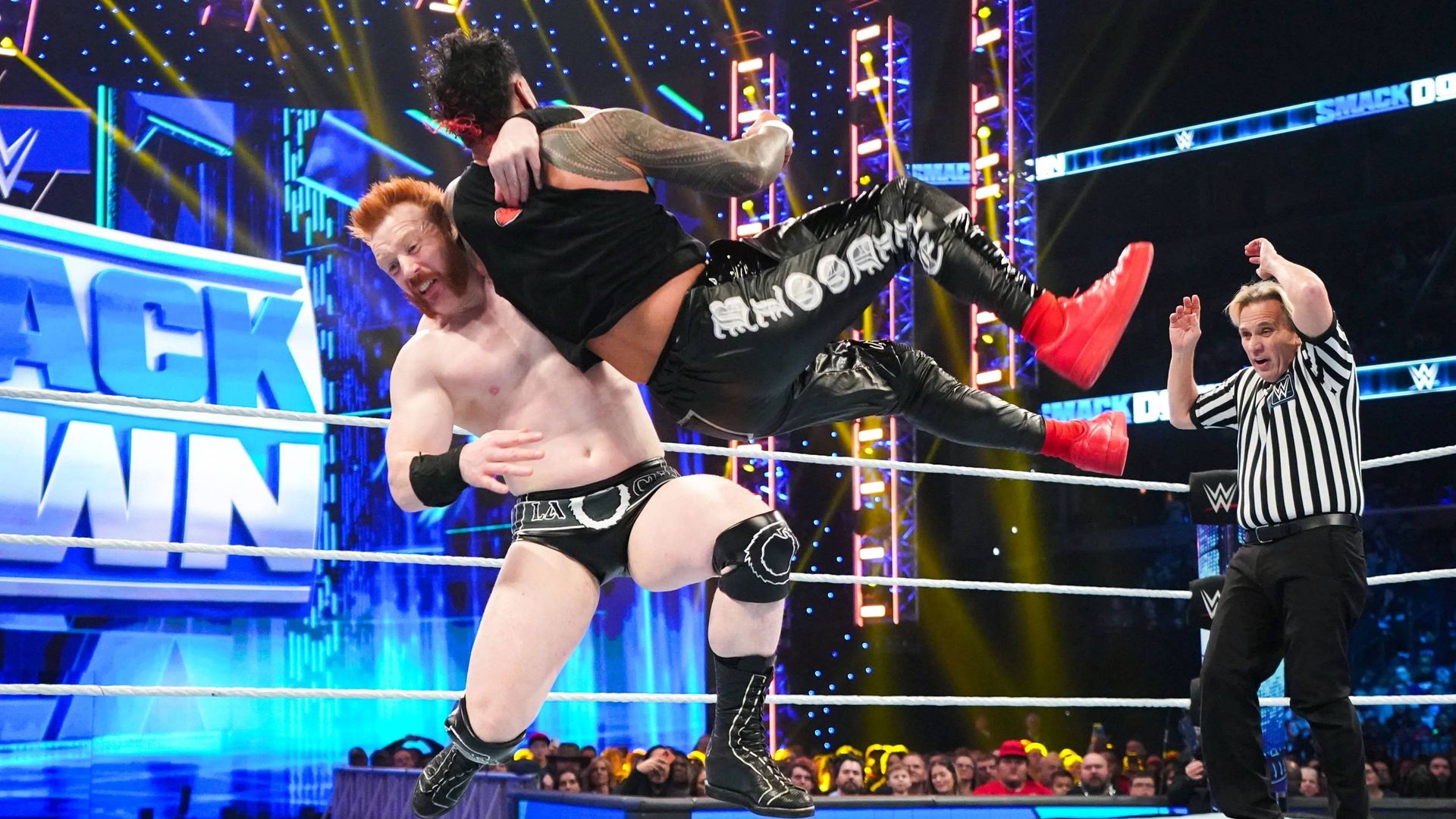 World Wrestling Federation Smackdown! background