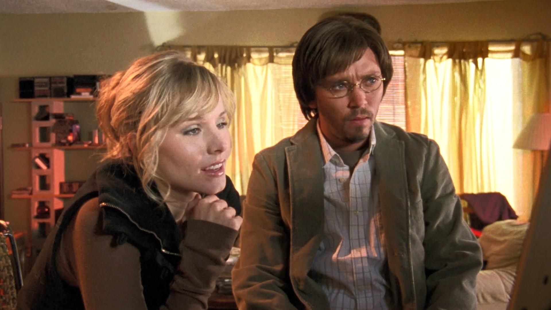 Veronica Mars background