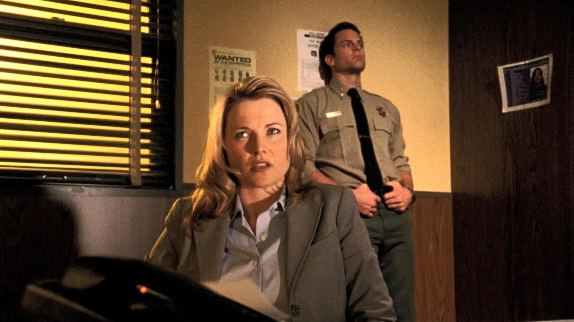 Veronica Mars background