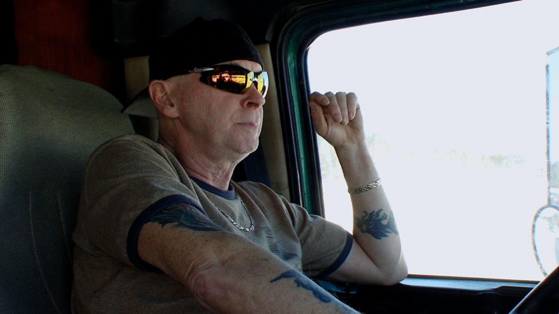Ice Road Truckers background