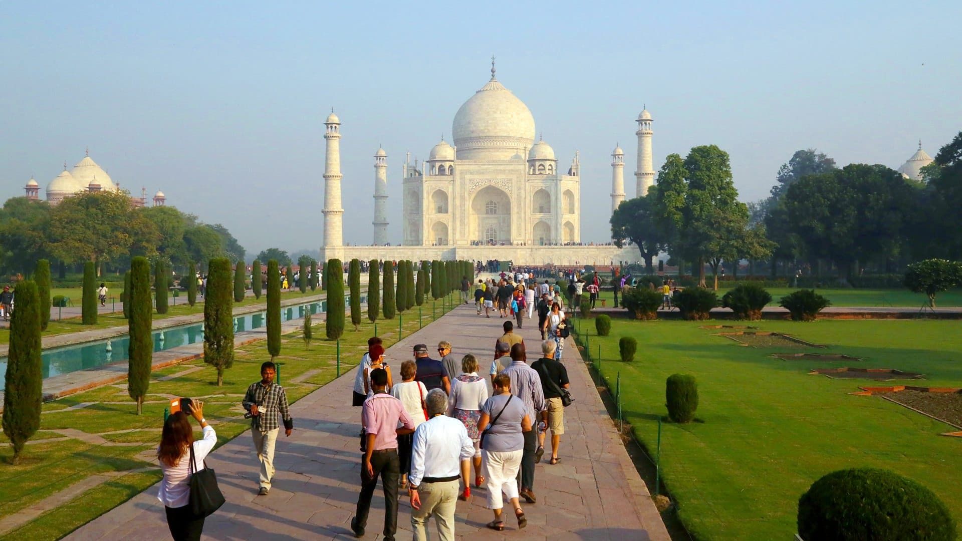Treasures of the Indus background