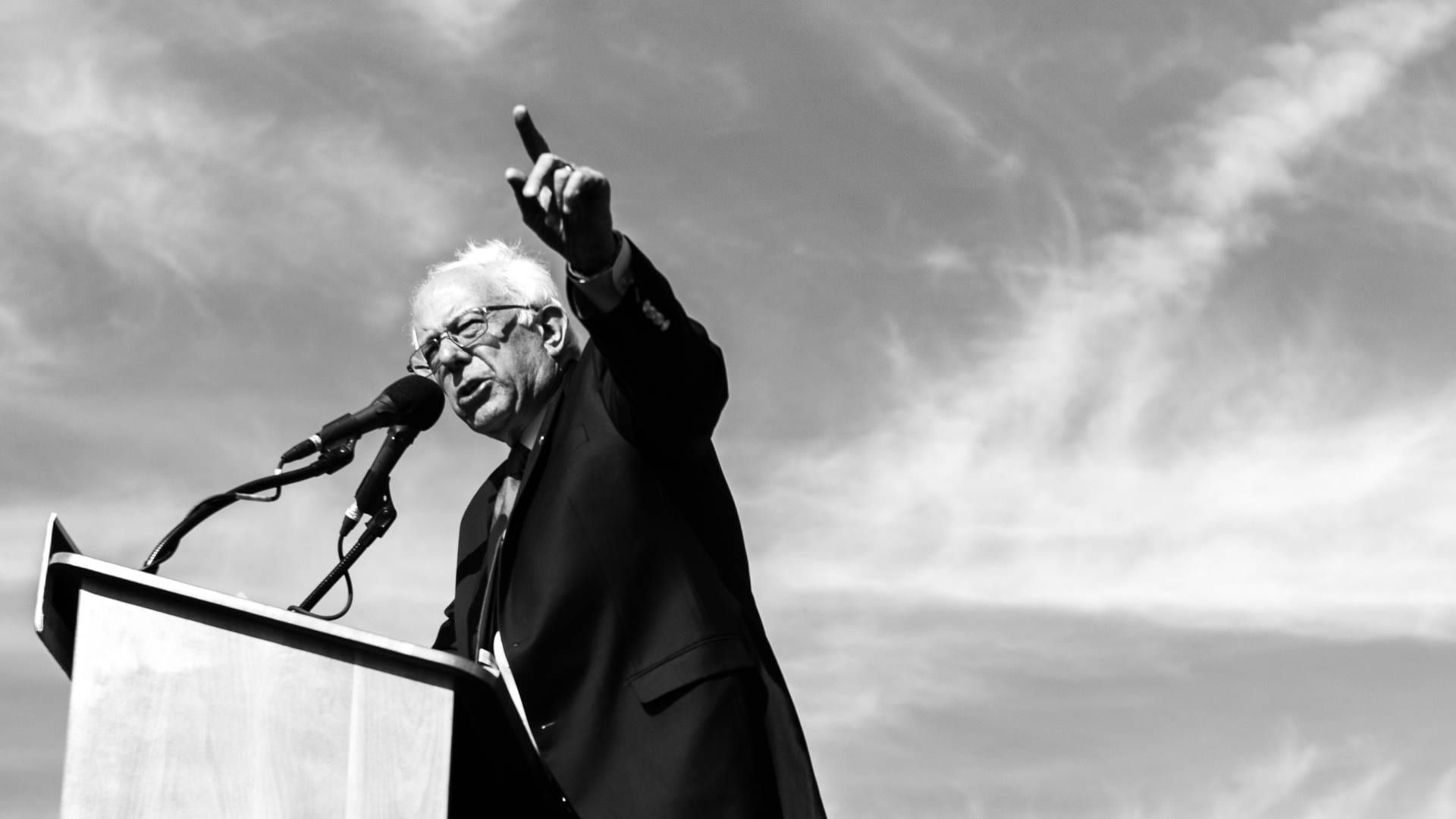 The Circus: Inside the Greatest Political Show on Earth background
