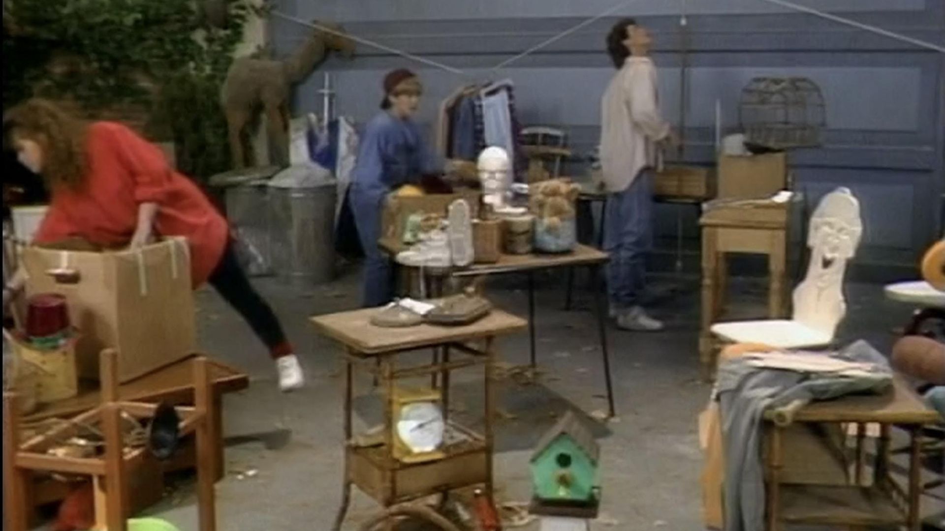 Growing Pains background