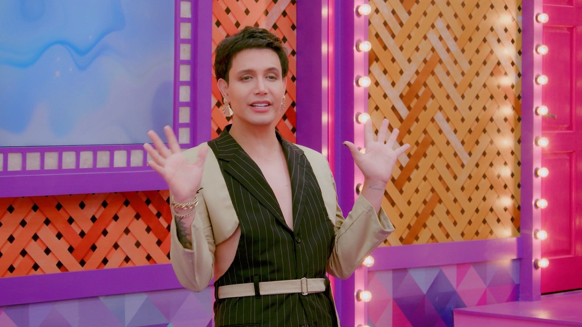 Drag Race Philippines background