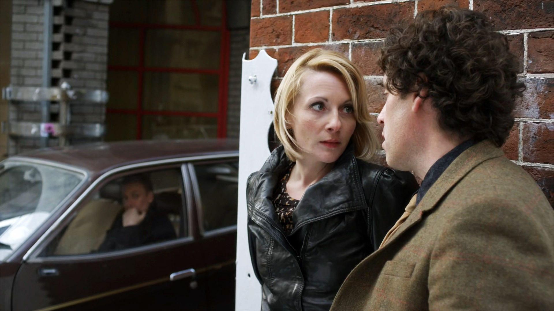 Dirk Gently background
