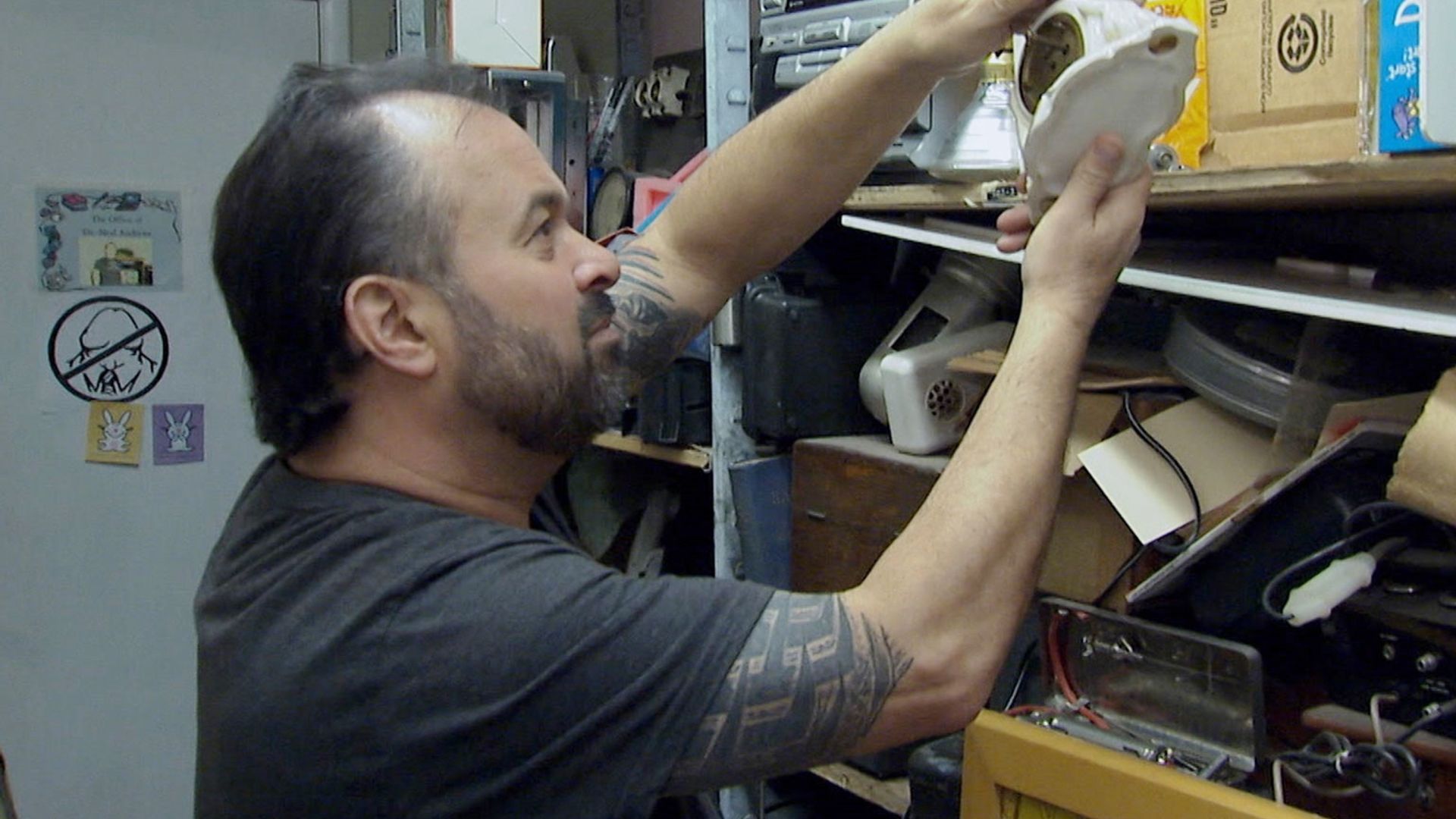 American Pickers: Best Of background