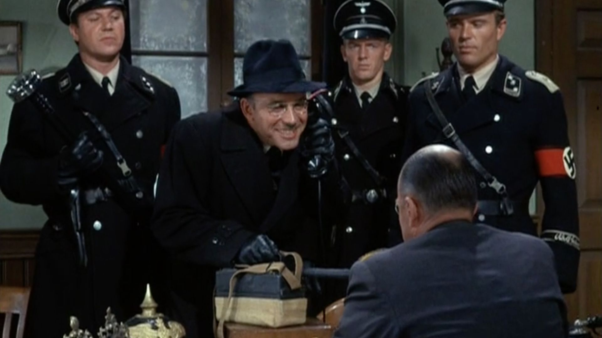 Hogan's Heroes background