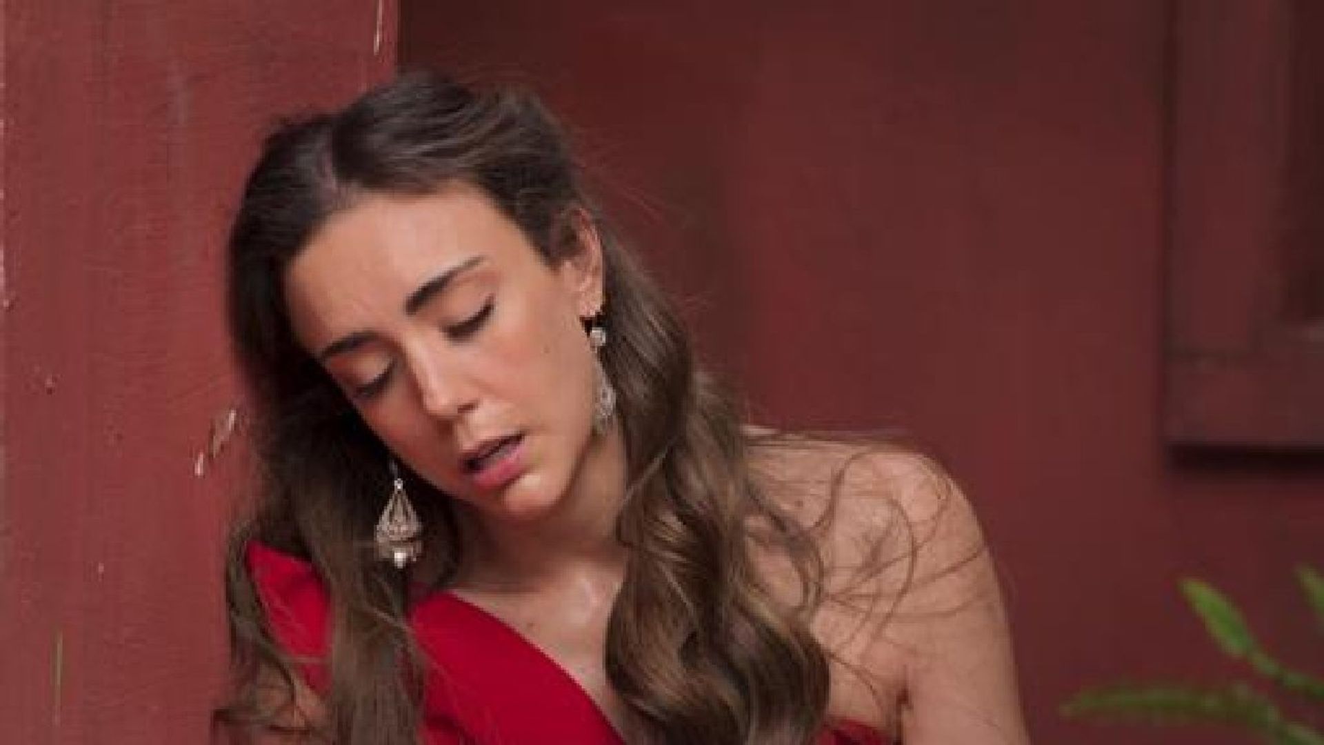 Amor Amargo background